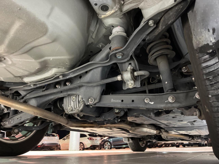 2018 Subaru Legacy Outback DBA-BS9 (UW-6a2cc98ea8b34)[25]