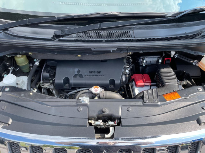 2017 Mitsubishi Delica D:5 LDA-CV1W (UW-6a2cc990adcd0)[21]