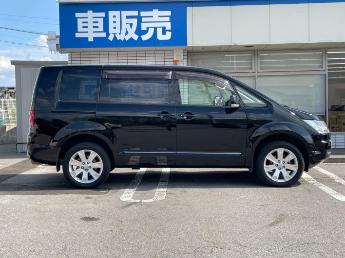 2017 Mitsubishi Delica D:5 LDA-CV1W (UW-6a2cc990adcd0)[8]