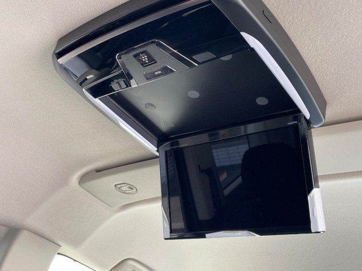 2017 Mitsubishi Delica D:5 LDA-CV1W (UW-6a2cc990adcd0)[25]