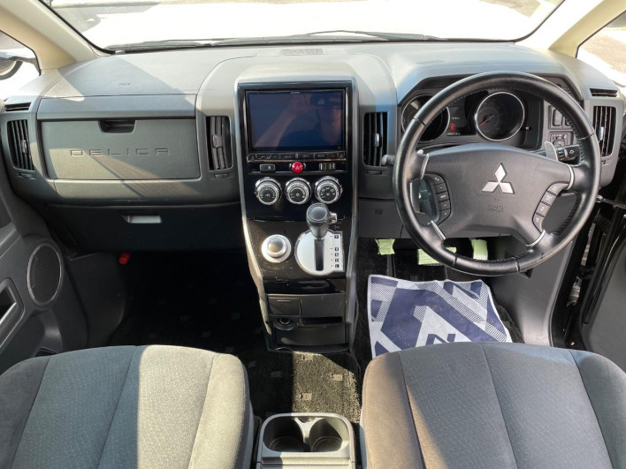 2017 Mitsubishi Delica D:5 LDA-CV1W (UW-6a2cc990adcd0)[22]