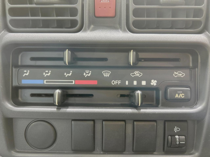 2016 Suzuki Carry Truck EBD-DA16T (UW-6a2cc99629e41)[29]