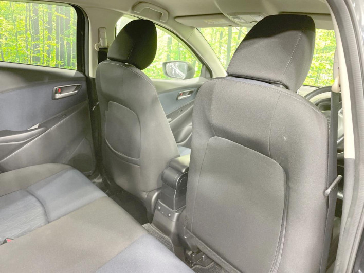 2015 Mazda Demio LDA-DJ5AS (UW-6a2cc9999f7be)[19]