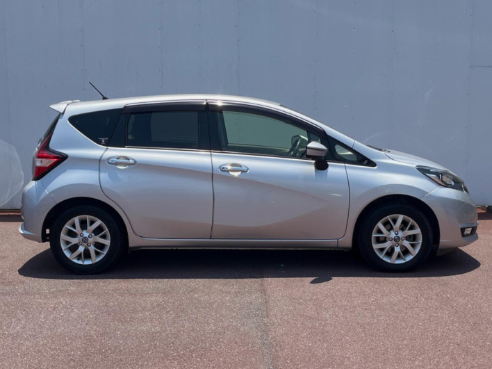 2017 Nissan Note DBA-E12 (UW-6a2cc9a314a60)[17]