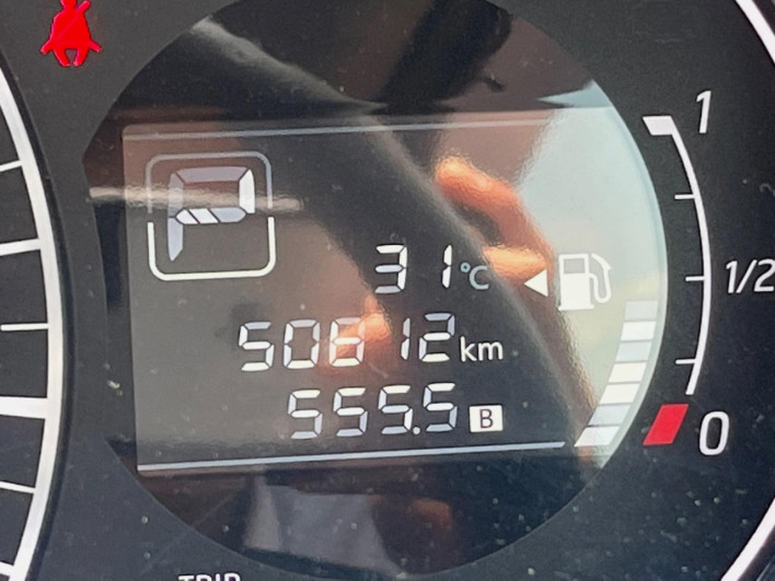 2017 Nissan Note DBA-E12 (UW-6a2cc9a314a60)[2]