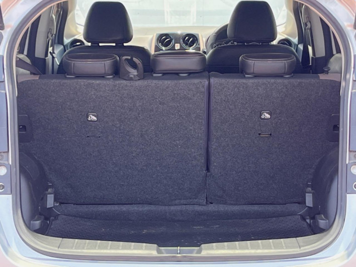 2017 Nissan Note DBA-E12 (UW-6a2cc9a314a60)[22]