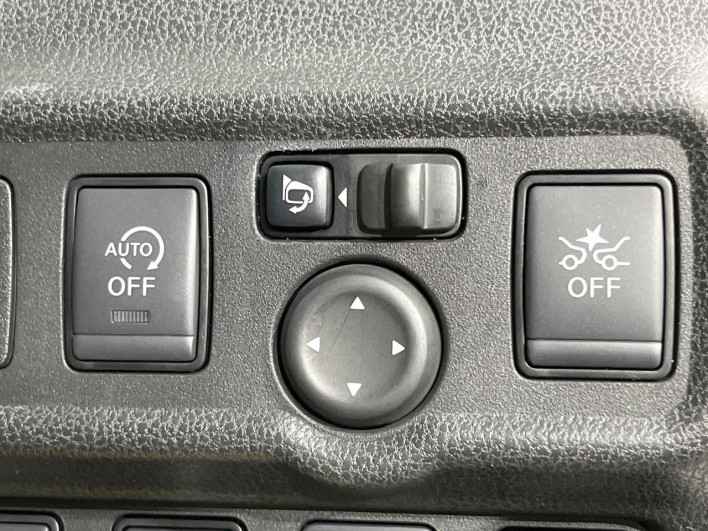 2020 Nissan Note DBA-E12 (UW-6a2cc9a399cfb)[20]