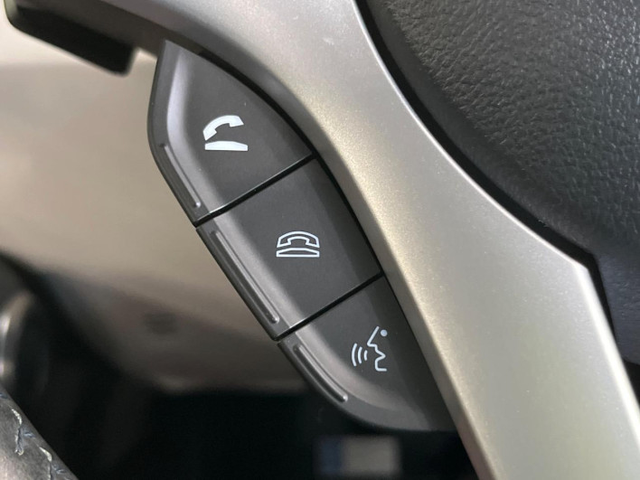 2017 Suzuki Ignis DAA-FF21S (UW-6a2cc9ac1a8d0)[23]