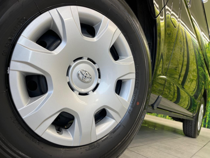2025 Toyota Hiace Van 3DF-GDH206V (UW-6a2cc9b62ff40)[4]