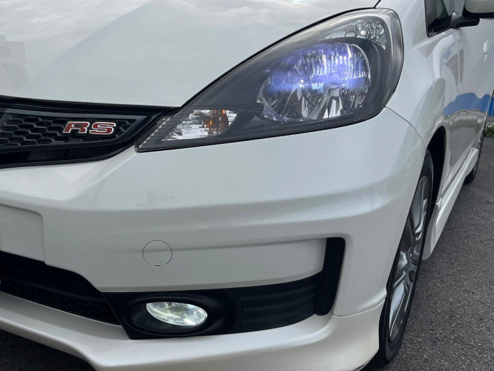 2011 Honda Fit DBA-GE8 (UW-6a2cc9b8cfbb8)[12]