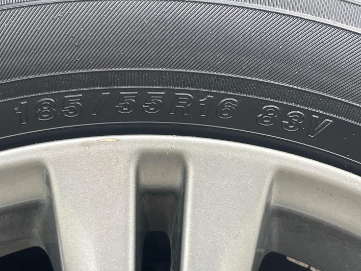 2011 Honda Fit DBA-GE8 (UW-6a2cc9b8cfbb8)[7]