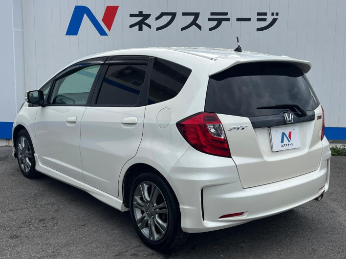 2011 Honda Fit DBA-GE8 (UW-6a2cc9b8cfbb8)[19]