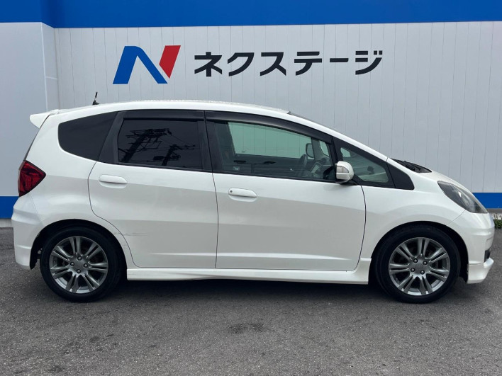 2011 Honda Fit DBA-GE8 (UW-6a2cc9b8cfbb8)[22]