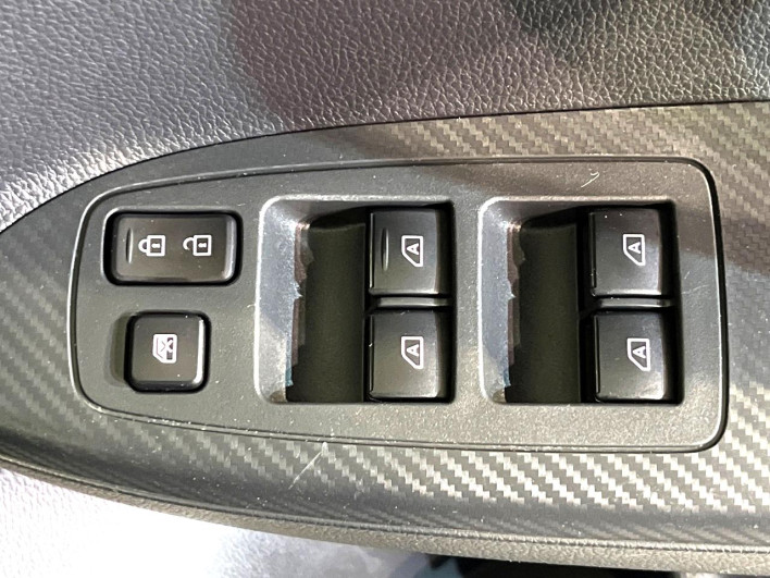 2023 Mitsubishi Eclipse Cross PHEV 5LA-GL3W (UW-6a2cc9c6f33b5)[7]
