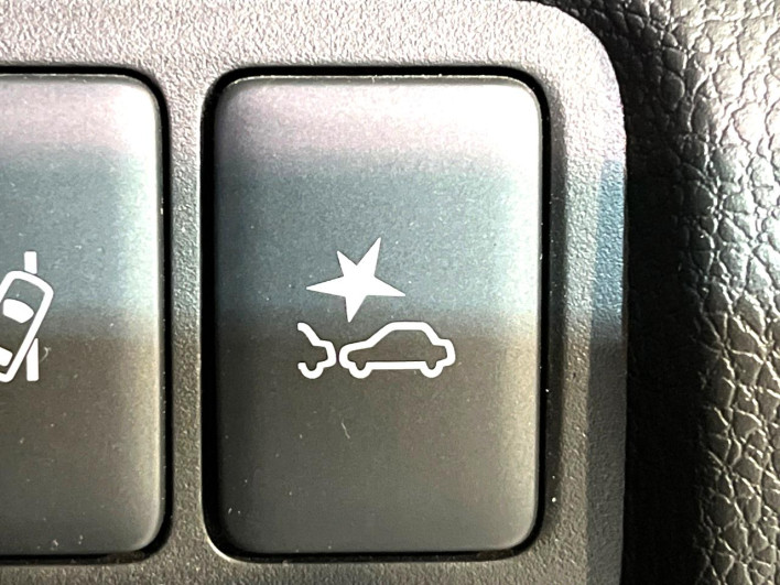2023 Mitsubishi Eclipse Cross PHEV 5LA-GL3W (UW-6a2cc9c6f33b5)[8]