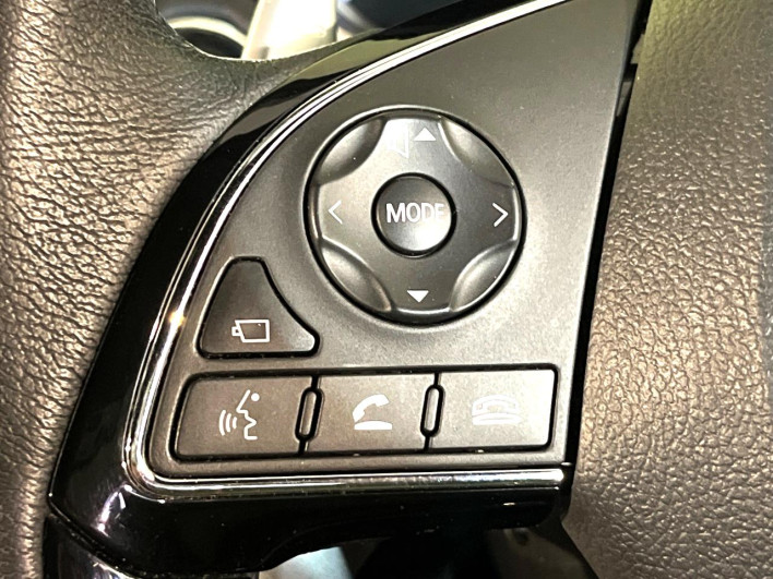 2023 Mitsubishi Eclipse Cross PHEV 5LA-GL3W (UW-6a2cc9c6f33b5)[28]