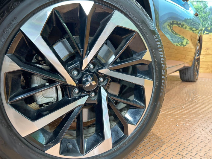 2022 Mitsubishi OUTLANDER PHEV 5LA-GN0W (UW-6a2cc9c7a0b84)[7]
