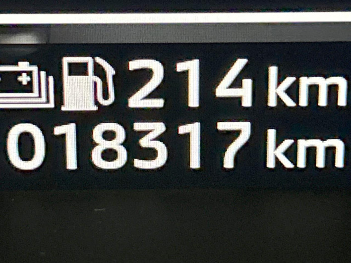 2022 Mitsubishi OUTLANDER PHEV 5LA-GN0W (UW-6a2cc9c7a0b84)[2]