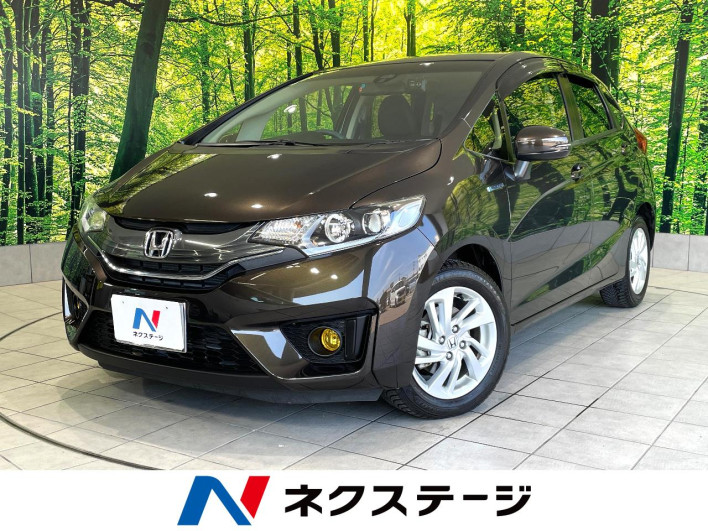 2015 Honda Fit Hybrid DAA-GP5 (UW-6a2cc9cb87e15)[3]