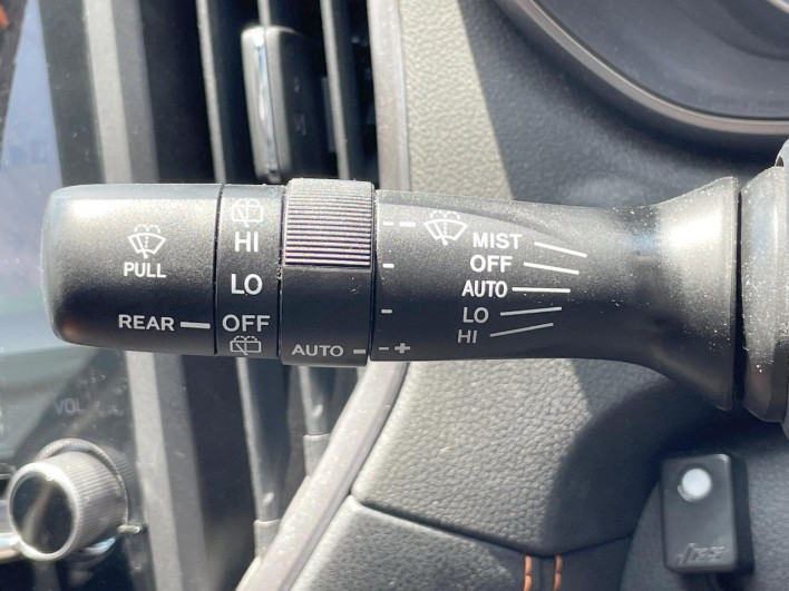 2018 Subaru XV DBA-GT7 (UW-6a2cc9d7d0388)[25]