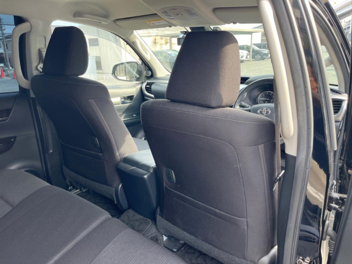 2021 Toyota Hilux 3DF-GUN125 (UW-6a2cc9dee6a3c)[17]