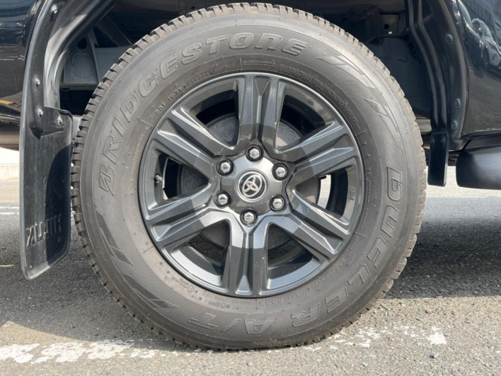 2021 Toyota Hilux 3DF-GUN125 (UW-6a2cc9dee6a3c)[9]