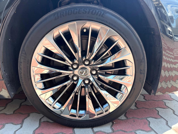 2017 Lexus LS DAA-GVF55 (UW-6a2cc9e0d7078)[12]