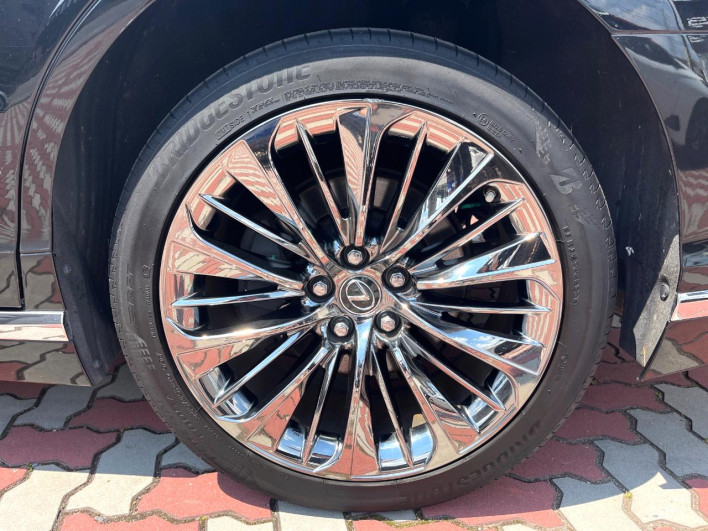 2017 Lexus LS DAA-GVF55 (UW-6a2cc9e0d7078)[14]
