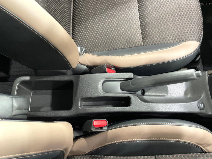 2017 Nissan Note DAA-HE12 (UW-6a2cc9e7a903b)[25]