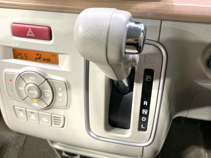 2016 Suzuki ALTO Lapin DBA-HE33S (UW-6a2cc9ebe6c0f)[24]
