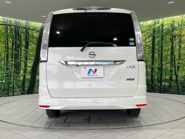 2013 Nissan Serena DAA-HFC26 (UW-6a2cc9f0611c0)[16]