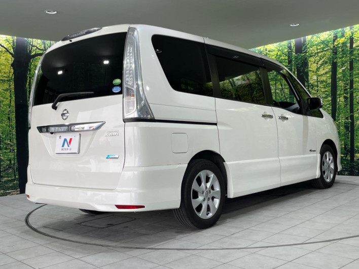2013 Nissan Serena DAA-HFC26 (UW-6a2cc9f0611c0)[15]