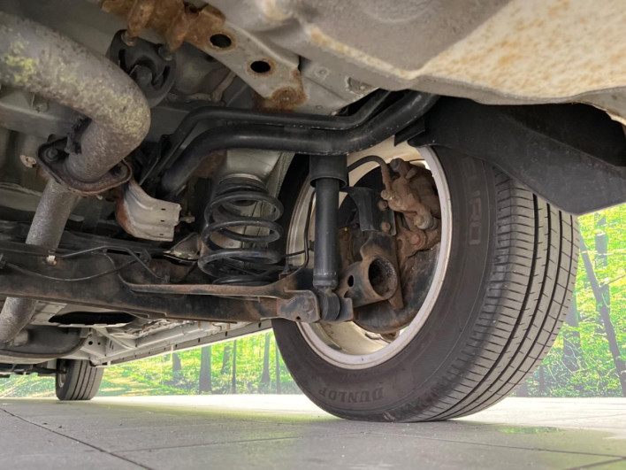 2013 Nissan Serena DAA-HFC26 (UW-6a2cc9f0611c0)[19]
