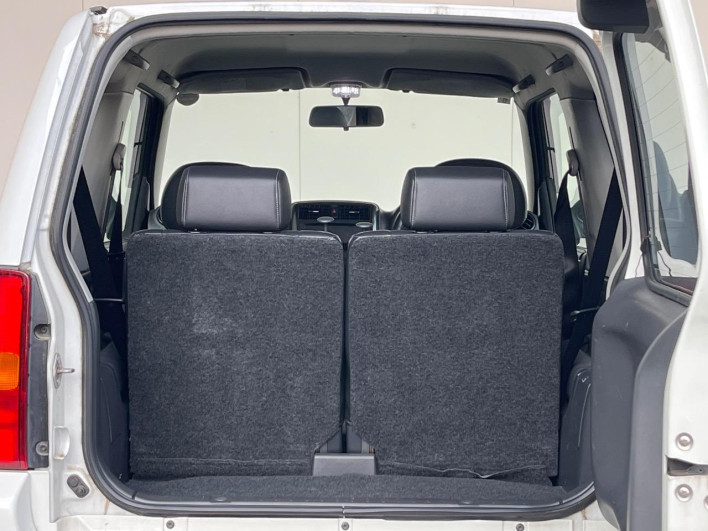 2011 Suzuki Jimny ABA-JB23W (UW-6a2cc9f69c44c)[16]