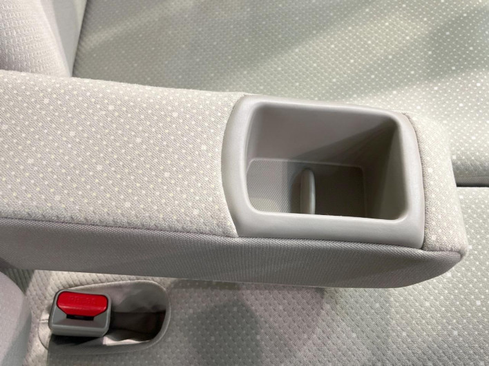 2012 Honda N-BOX DBA-JF1 (UW-6a2cc9fe66f84)[16]