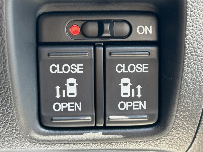 2016 Honda N-BOX DBA-JF1 (UW-6a2cca029a66d)[22]