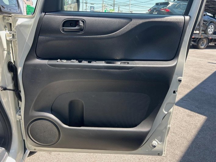 2016 Honda N-BOX DBA-JF1 (UW-6a2cca029a66d)[17]