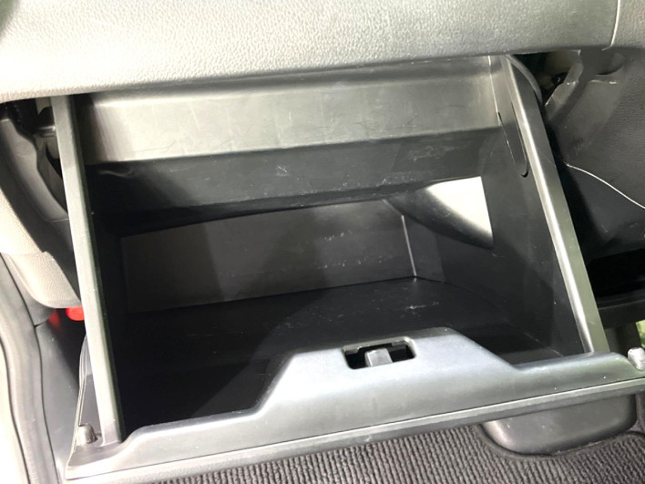 2017 Honda N-BOX DBA-JF1 (UW-6a2cca04350cc)[28]