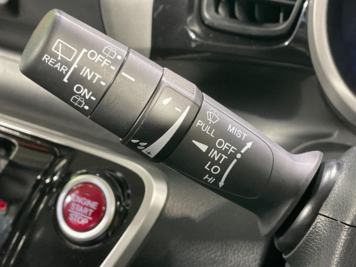 2016 Honda N-BOX CUSTOM DBA-JF1 (UW-6a2cca055f275)[27]