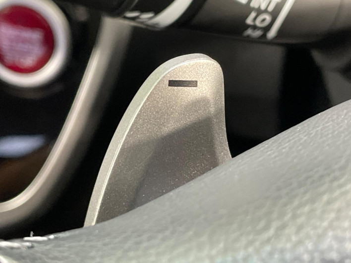 2016 Honda N-BOX CUSTOM DBA-JF1 (UW-6a2cca055f275)[25]
