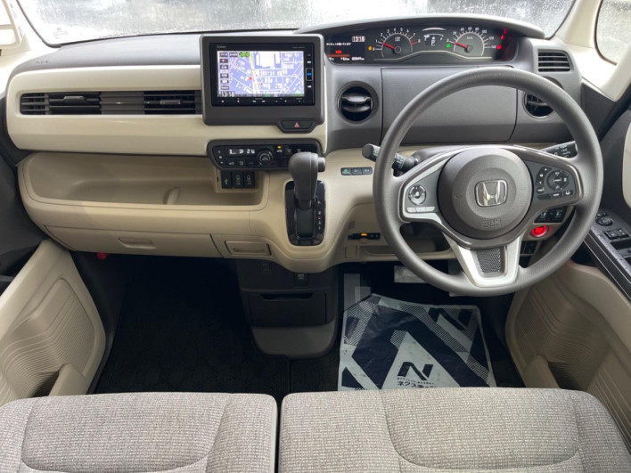 2018 Honda N-BOX DBA-JF3 (UW-6a2cca0772a33)[23]