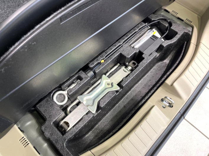 2019 Honda N-BOX DBA-JF3 (UW-6a2cca0a60406)[25]