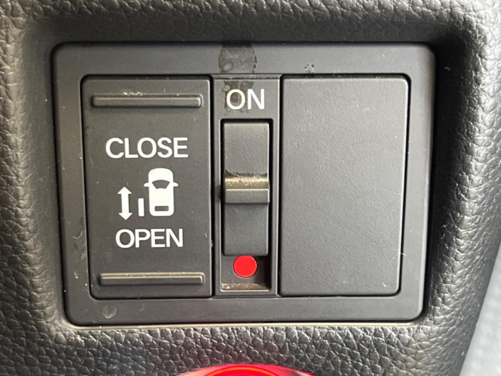 2019 Honda N-BOX CUSTOM 6BA-JF3 (UW-6a2cca0c317c0)[23]