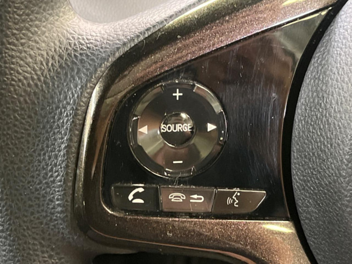 2019 Honda N-BOX CUSTOM 6BA-JF3 (UW-6a2cca0c317c0)[28]
