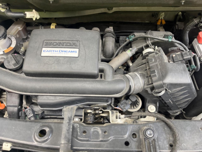 2019 Honda N-BOX CUSTOM 6BA-JF3 (UW-6a2cca0c317c0)[4]