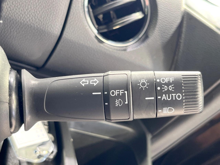 2021 Honda N-BOX CUSTOM 6BA-JF3 (UW-6a2cca10aed0f)[22]