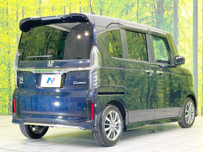 2021 Honda N-BOX CUSTOM 6BA-JF3 (UW-6a2cca143f3e9)[8]