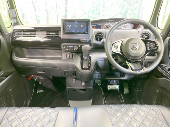 2021 Honda N-BOX CUSTOM 6BA-JF3 (UW-6a2cca143f3e9)[28]