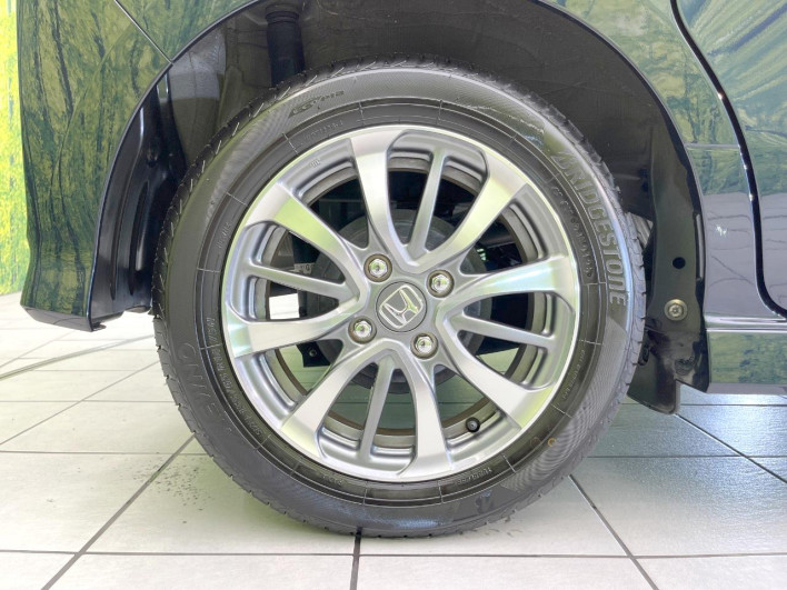 2021 Honda N-BOX CUSTOM 6BA-JF3 (UW-6a2cca143f3e9)[15]