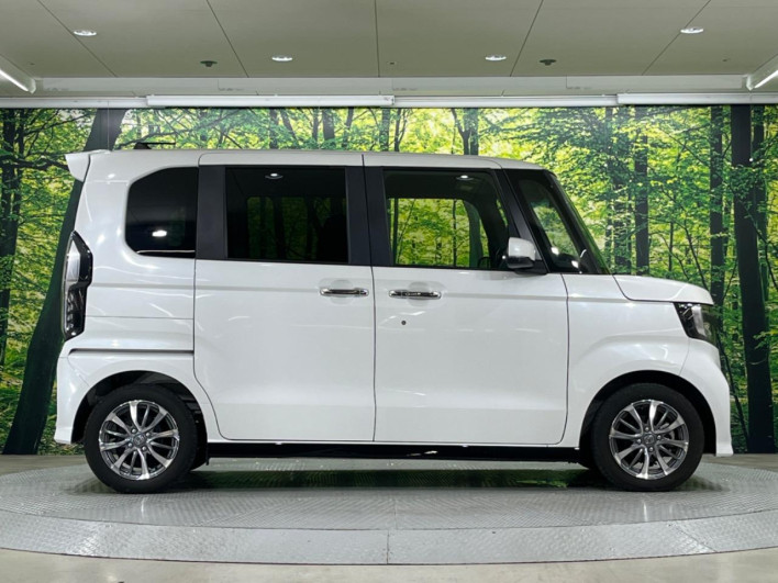 2023 Honda N-BOX CUSTOM 6BA-JF3 (UW-6a2cca174932e)[16]